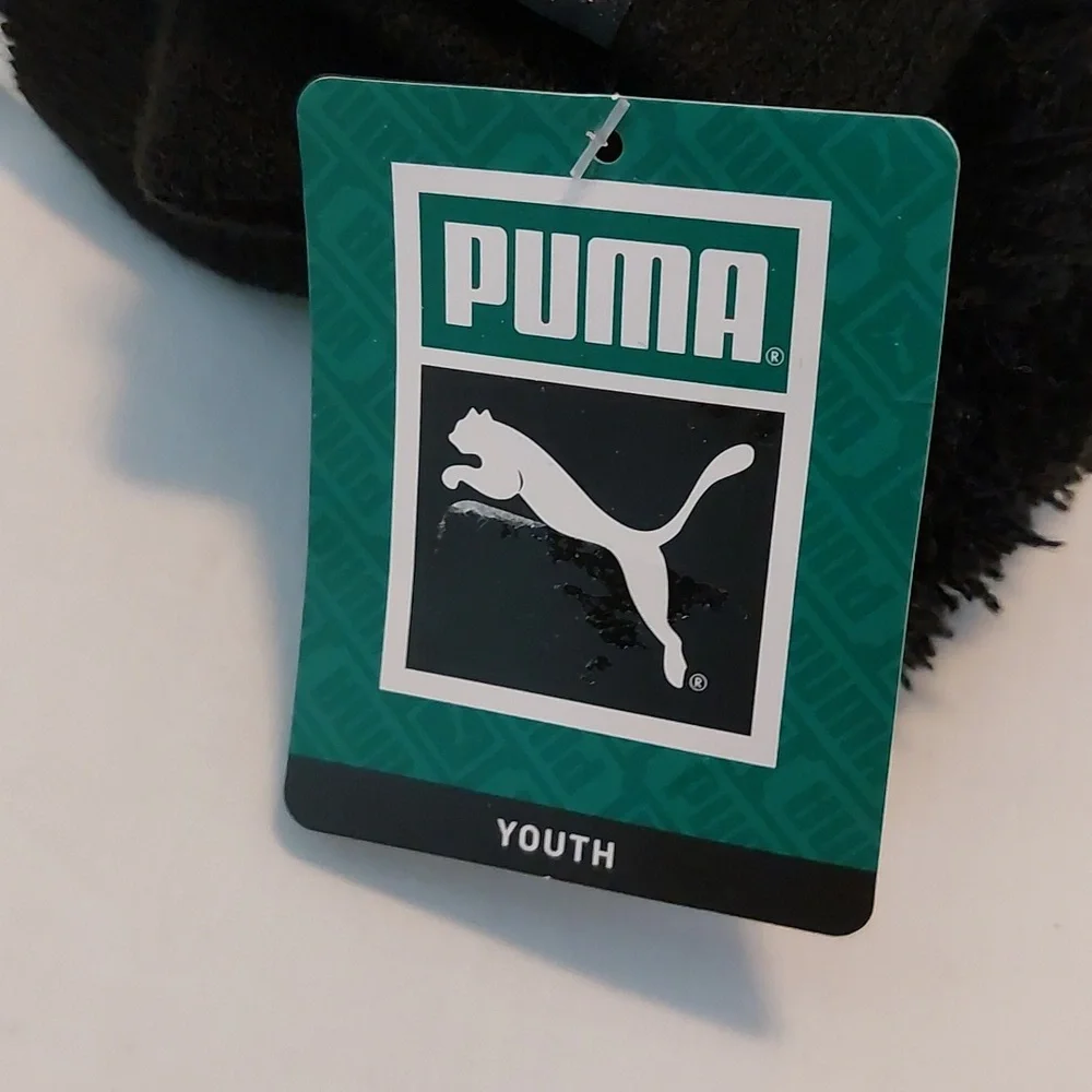 Puma stay warm